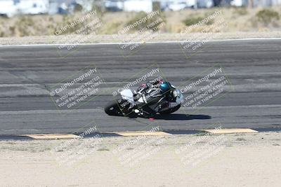 media/Dec-07-2025-CVMA (Sun) [[3e7d2de5dc]]/Race 5-Formula UL-CVMA Hooligans-American Thunder/